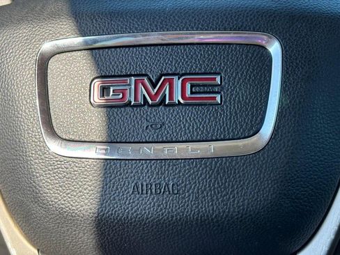 Used 2019 GMC Canyon Denali image 20