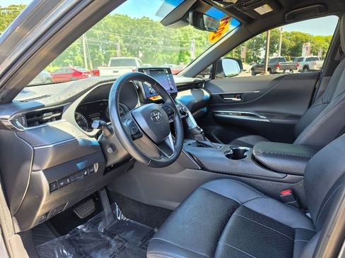 Used 2021 Toyota Venza XLE w/ Softex Package AWD/4WD image 20