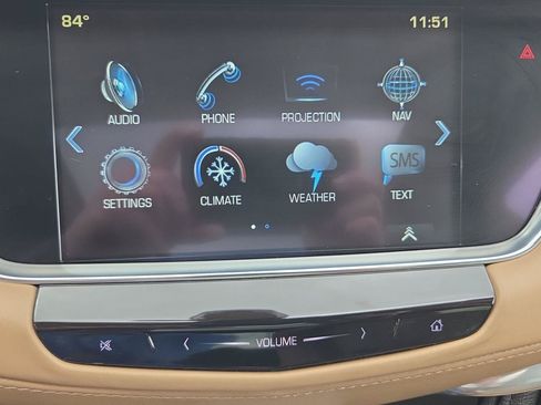 Used 2019 Cadillac XT5 Platinum AWD/4WD image 16