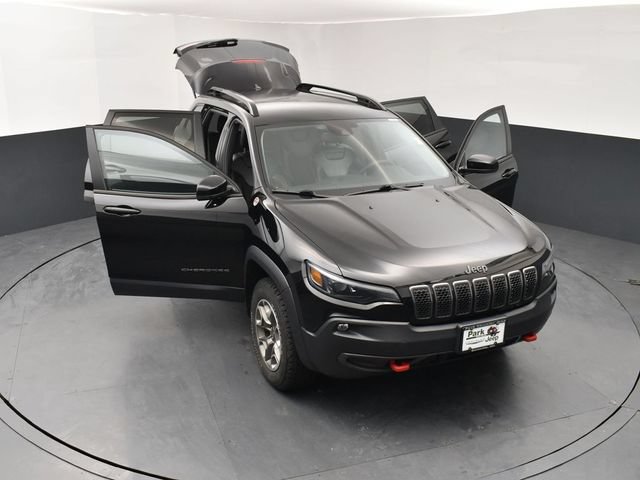 Used 2022 Jeep Cherokee Trailhawk w/ Trailer Tow Group AWD/4WD image 26