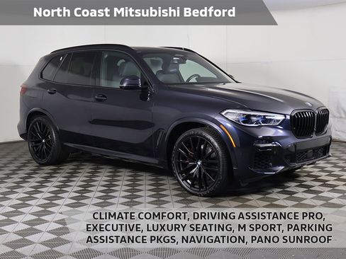 Used 2022 BMW X5 xDrive40i w/ M Sport Package image 1