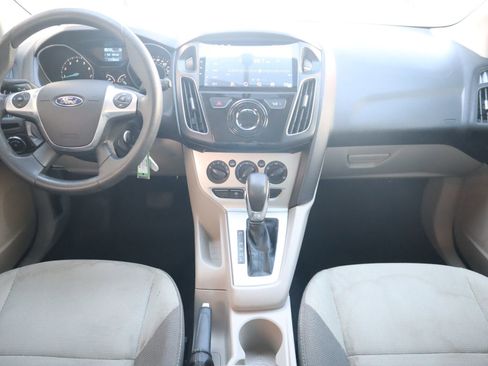 Used 2012 Ford Focus SE FWD image 26