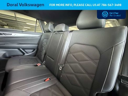 Used 2025 Volkswagen Atlas Cross Sport SE FWD image 22