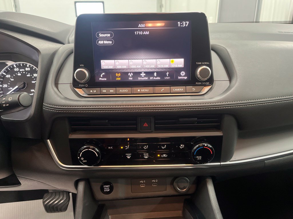 Used 2024 Nissan Rogue S AWD/4WD image 25