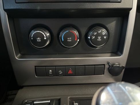 Used 2011 Jeep Liberty Sport w/ Popular Equipment Group image 19