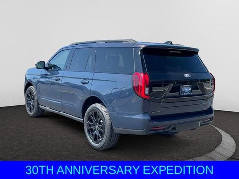 New 2027 Ford Expedition Platinum AWD/4WD image 3