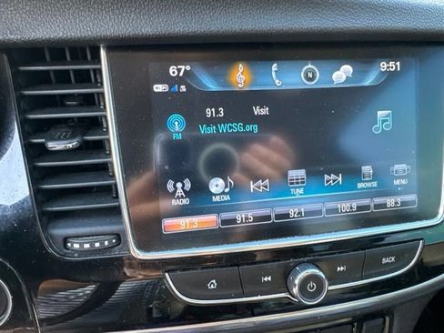 Used 2021 Buick Encore Preferred w/ Safety Package FWD image 6
