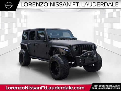Used 2018 Jeep Wrangler Unlimited Sahara AWD/4WD image 1