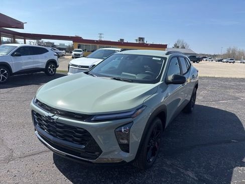New 2026 Chevrolet Trax ACTIV w/ Driver Confidence Package FWD image 7