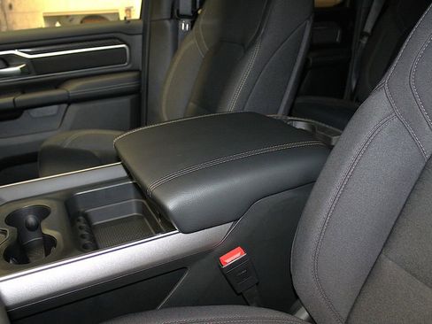 New 2026 RAM 1500 4x4 Crew Cab image 23