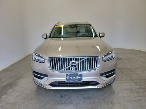 Used 2024 Volvo XC90 B5 Plus w/ Protection Package Premier AWD/4WD image 2