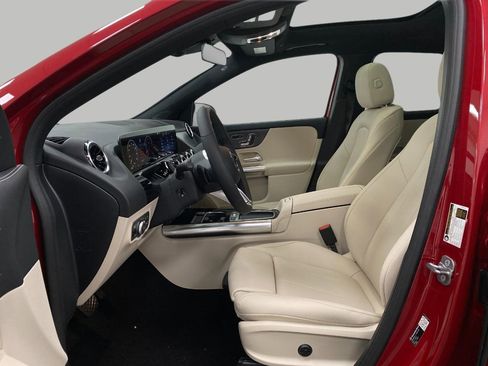 New 2026 Mercedes-Benz GLA 250 4MATIC image 28