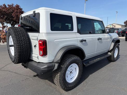 New 2026 Ford Bronco Heritage Edition AWD/4WD image 3