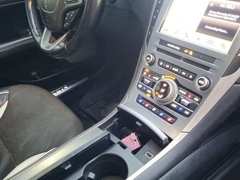 Used 2017 Lincoln MKZ Reserve w/ Luxury Package image 6