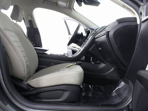 Used 2020 Ford Fusion S image 19