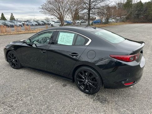 Used 2022 MAZDA MAZDA3 s image 3
