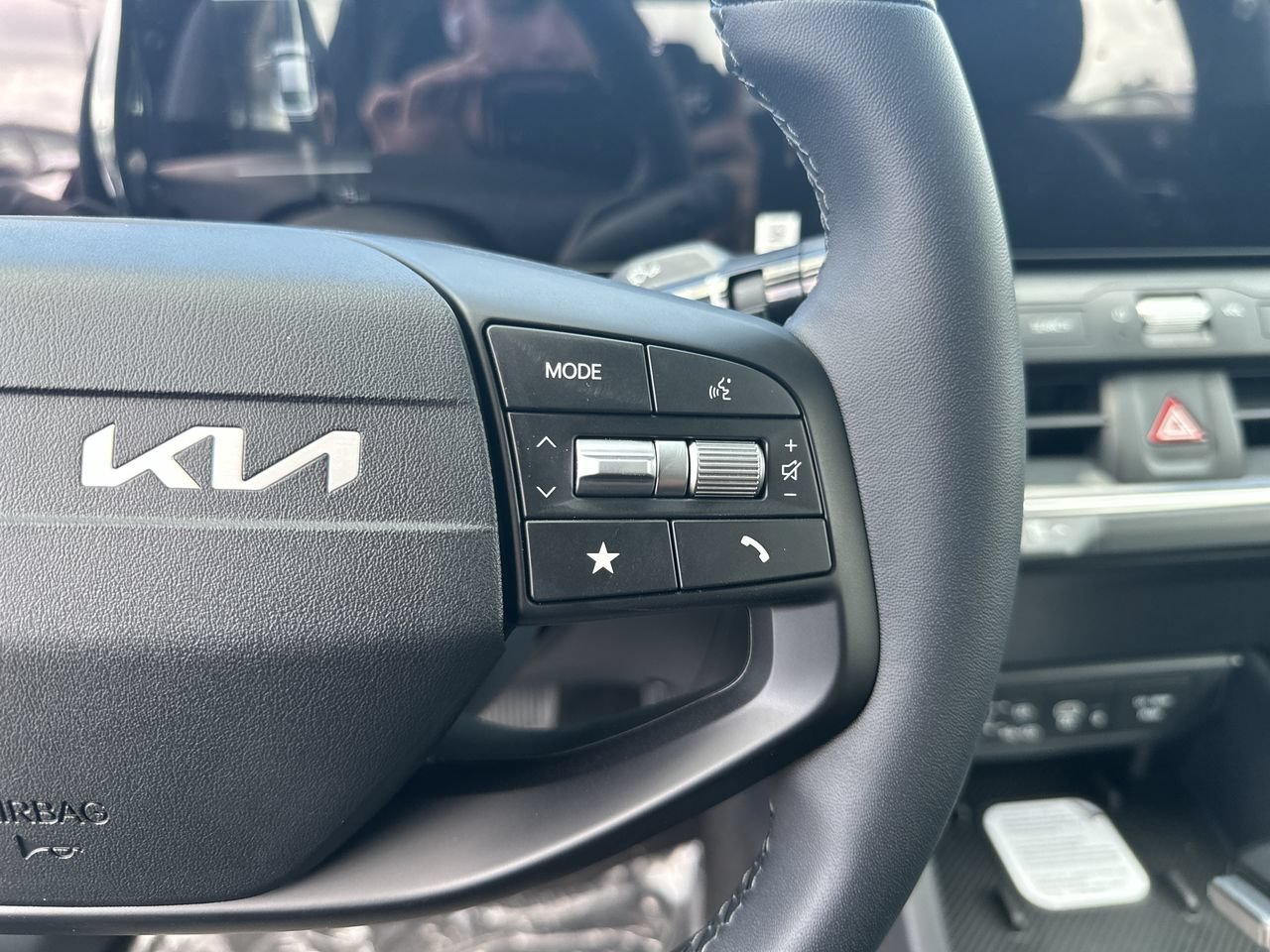 New 2026 Kia K4 EX FWD image 7