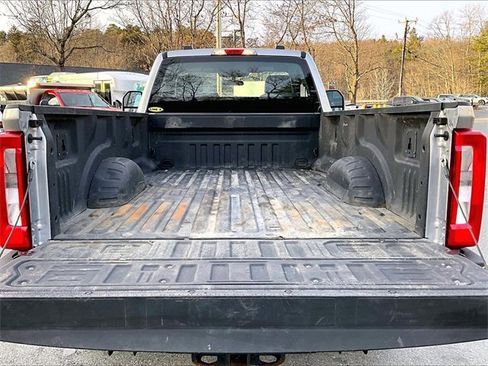 Used 2023 Ford F250 XL w/ FX4 Off-Road Package image 26