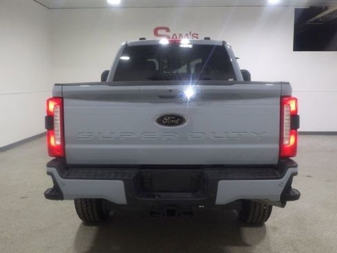 Used 2026 Ford F350 Lariat w/ Black Appearance Package AWD/4WD image 3