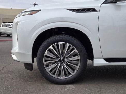 New 2026 INFINITI QX80 Luxe AWD/4WD image 9