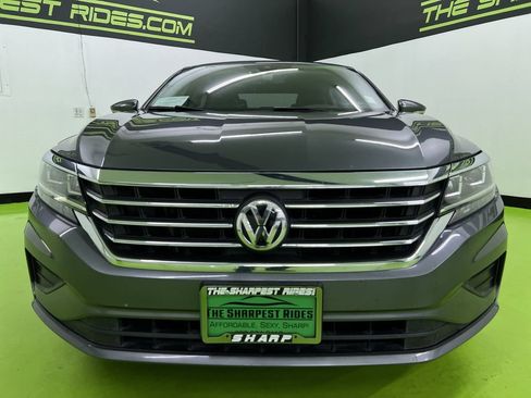 Used 2022 Volkswagen Passat 2.0T SE FWD image 3