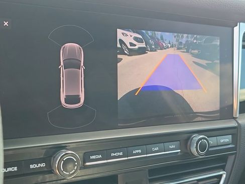 Used 2020 Porsche Macan S image 29