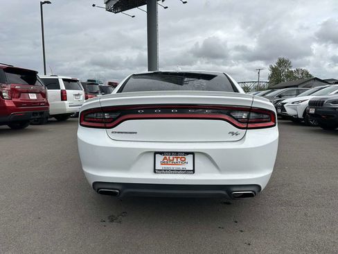 Used 2017 Dodge Charger R/T RWD image 7