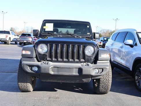Used 2020 Jeep Wrangler Sport image 3