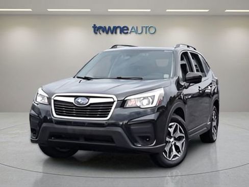 Used 2019 Subaru Forester Premium w/ All-Weather Package image 10