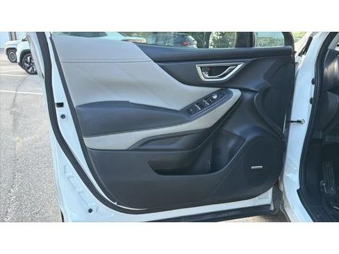 Used 2022 Subaru Forester Limited AWD/4WD image 13
