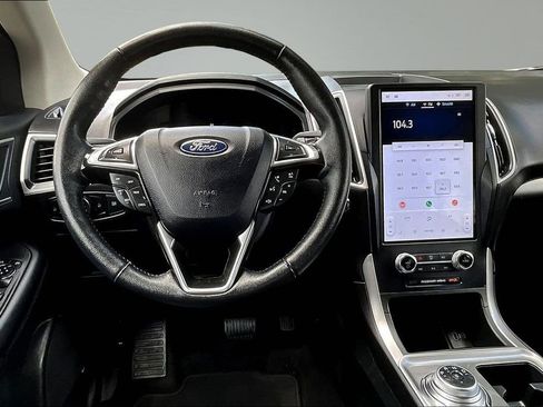 Used 2024 Ford Edge SEL AWD/4WD image 9