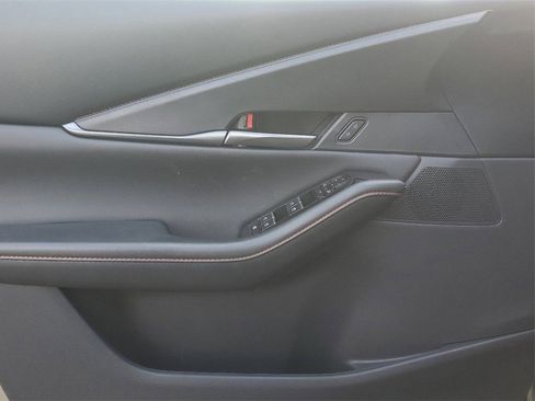 Used 2025 MAZDA CX-30 Carbon image 12