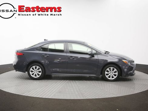 Used 2023 Toyota Corolla LE w/ Carpet Mat Package (TMS) FWD image 40