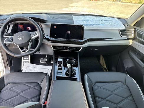 New 2026 Volkswagen Atlas Peak Edition AWD/4WD image 14