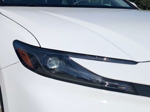 Used 2025 Toyota Camry LE FWD image 10