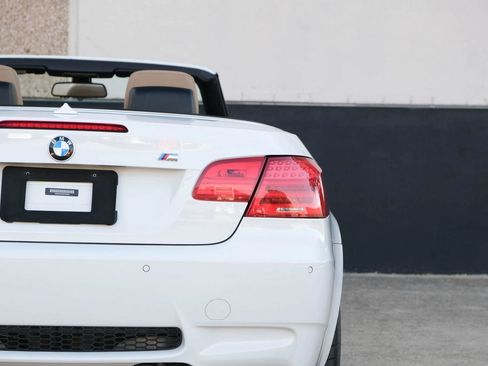 Used 2013 BMW M3 Convertible RWD image 17