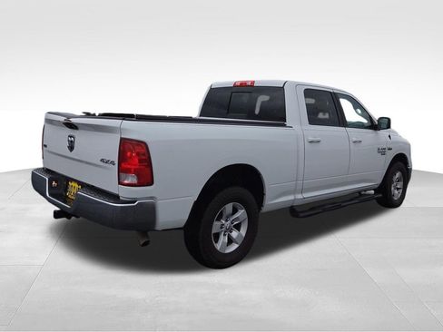 Used 2019 RAM 1500 Classic SLT AWD/4WD image 6