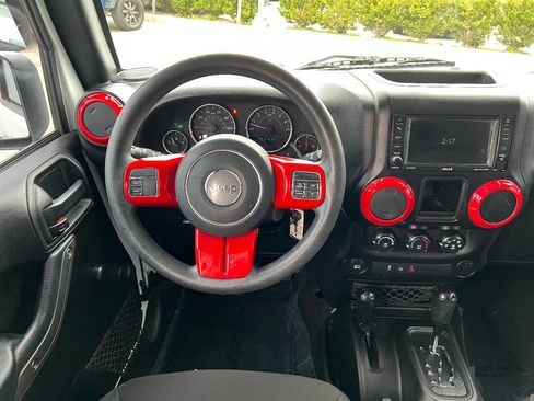 Used 2016 Jeep Wrangler Unlimited Sport image 29