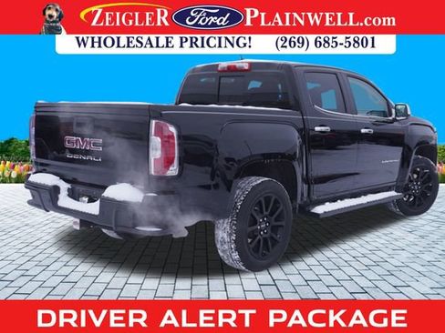 Used 2022 GMC Canyon Denali w/ Denali Black Edition Package image 3