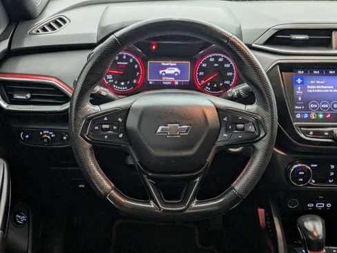 Used 2022 Chevrolet TrailBlazer RS w/ Sun and Liftgate Package image 23