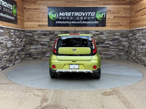 Used 2018 Kia Soul + FWD image 8