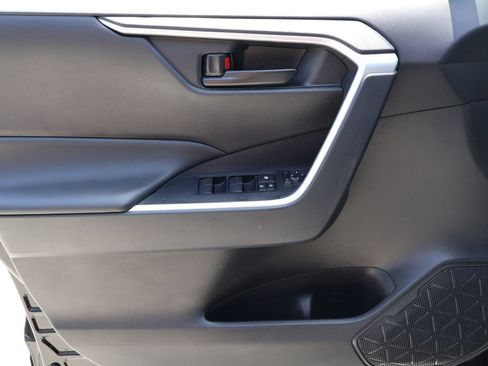 Used 2025 Toyota RAV4 LE FWD image 19