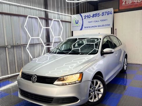 Used 2012 Volkswagen Jetta SE image 6