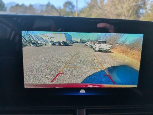 Certified 2025 Chevrolet Trax LT w/ Driver Confidence Package image 26