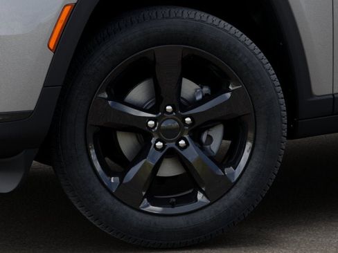 New 2025 Jeep Grand Cherokee L Altitude AWD/4WD image 30