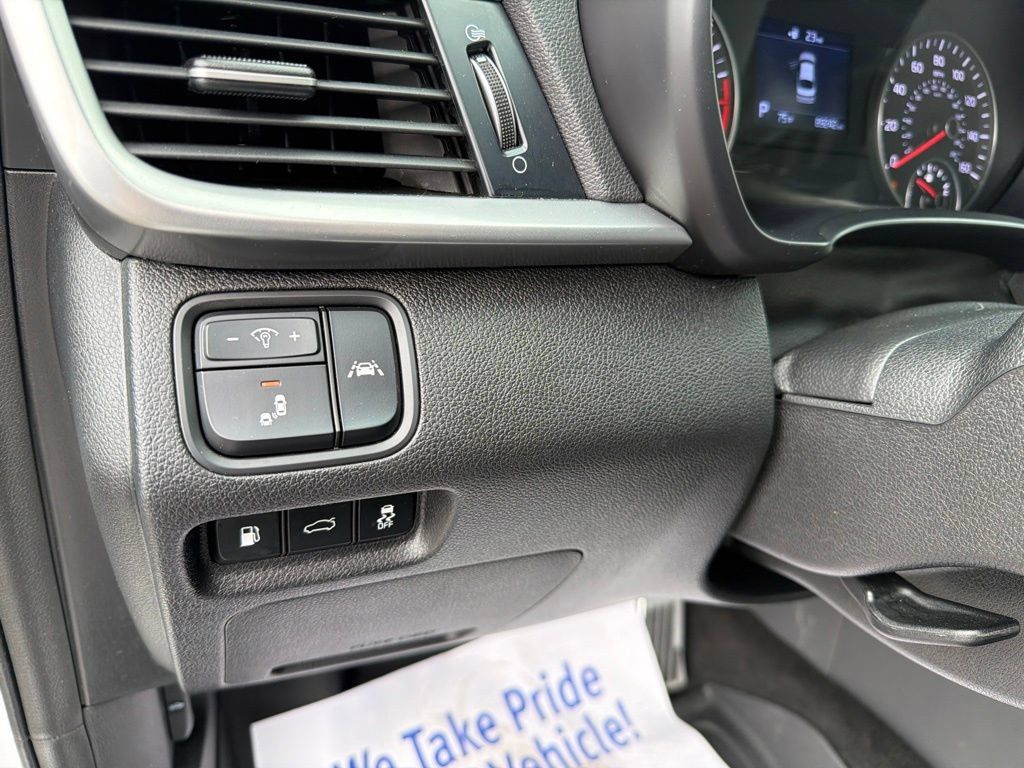 Used 2020 Kia Optima Premium FWD image 20
