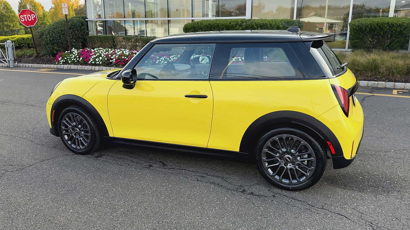 Used 2026 MINI Cooper S FWD image 6