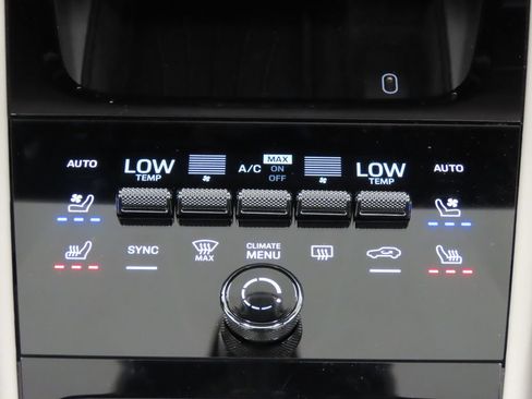 Certified 2026 Porsche Cayenne S AWD/4WD image 30