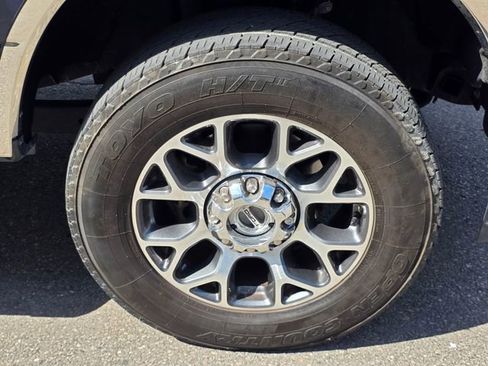 Used 2020 Ford F350 Lariat w/ Lariat Value Package AWD/4WD image 6