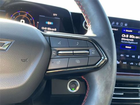 Used 2024 Chevrolet Traverse RS image 28